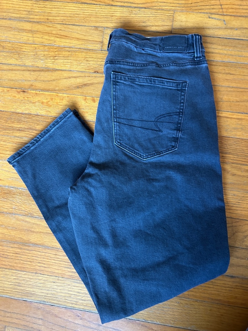 NWT American Eagle Mom curvy Jeans SZ 14